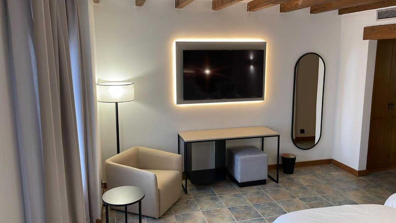 4Us Rioja Wine Hotel Cenicero Extérieur photo